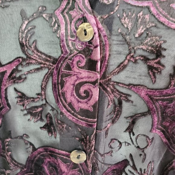Vintage Women Size Med Petite Purple Velvet Floral Semi Sheer Long Sleeve Blouse - Picture 12 of 13
